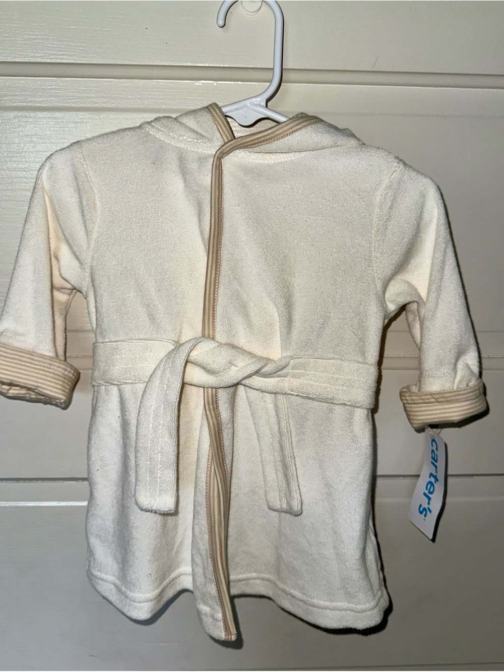 Carter's 0-9M NWT- Cream Hooded Pajama Robe